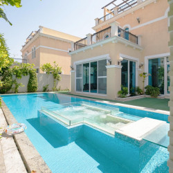 Jumeirah Park Villa with Prive pool