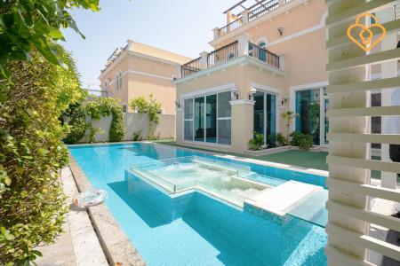 Jumeirah Park Villa with Prive pool